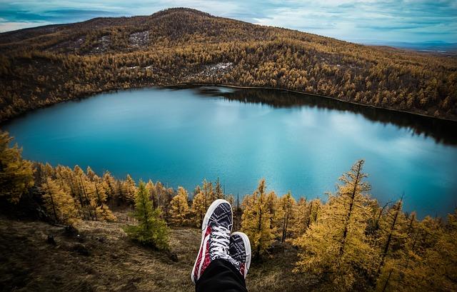 travel, lake, feet, resting, nature, hiking, hiker, outdoors, relaxing, shoes, footwear, mountain view, peak, summit, tianchi, aershan, viewpoint